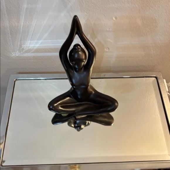Black Yoga Pose Figurine - Picture 2 of 2